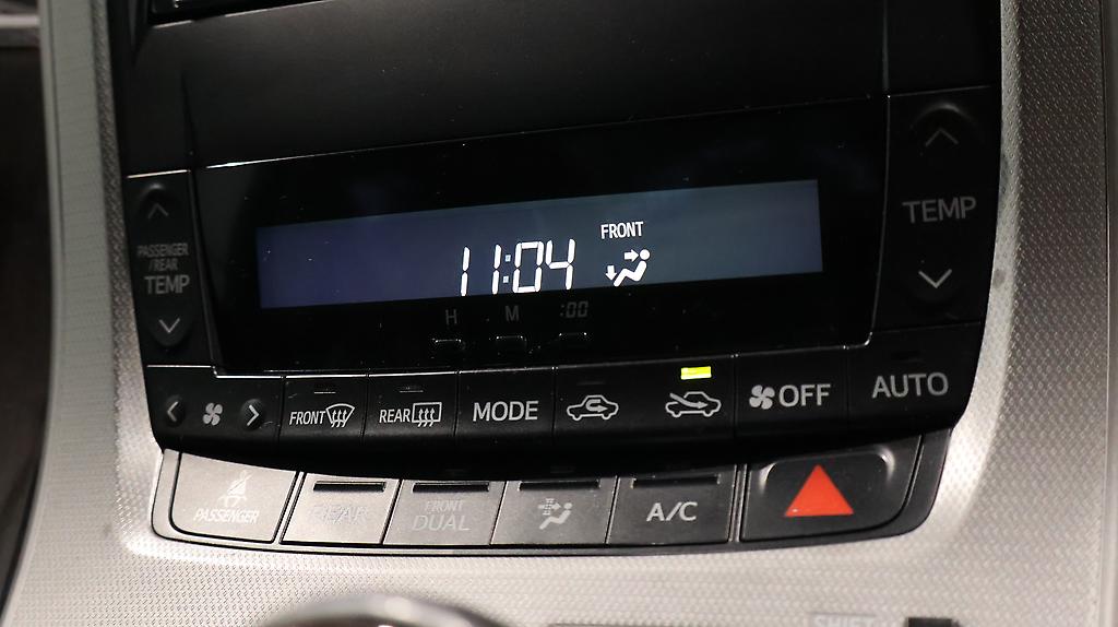 2012 Toyota Vellfire 2.4Z image 336200