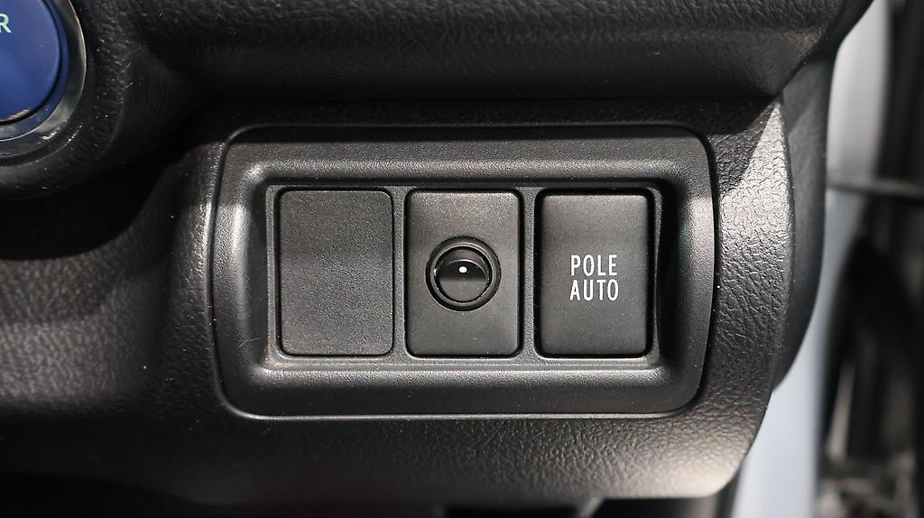 2012 Toyota Camry Hybrid Leather-PKG with Cruise Control image 339362