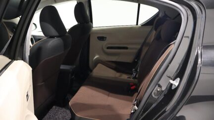 2013 Toyota Aqua G Model image 339575