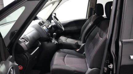 2013 Nissan Serena Hybrid Highway Star image 339527