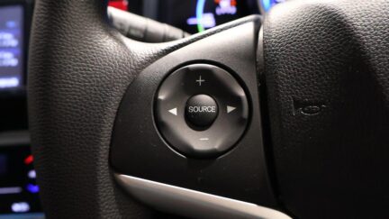 2013 Honda Fit Hybrid F-Package image 338165