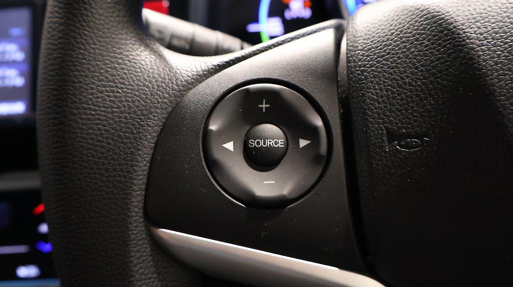 2013 Honda Fit Hybrid F-Package image 338165