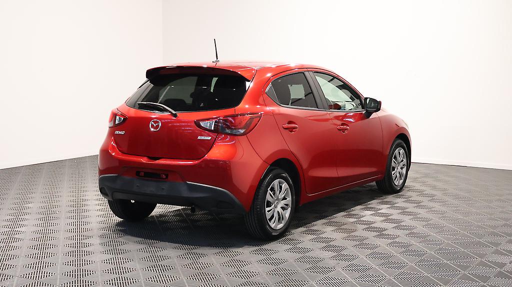 2015 Mazda Demio 13S image 339104