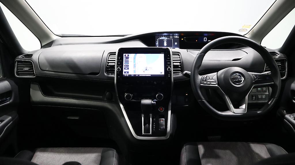 2017 Nissan Serena Highway Star Hybrid image 337401