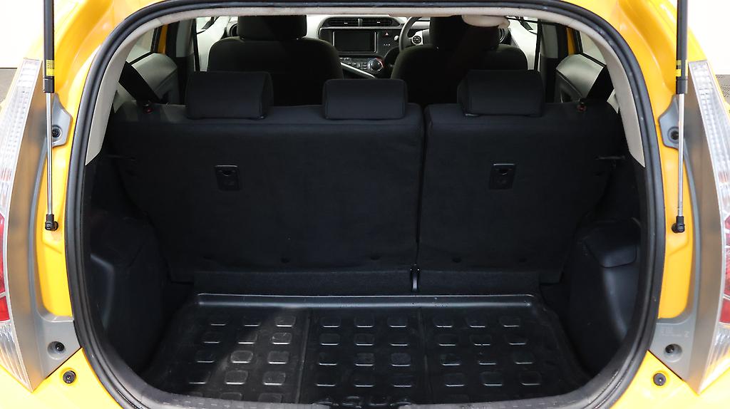 2012 Toyota Aqua S Model + Alloys image 339804