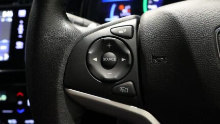 2015 Honda Fit Shuttle Hybrid Hybrid Z image 336815