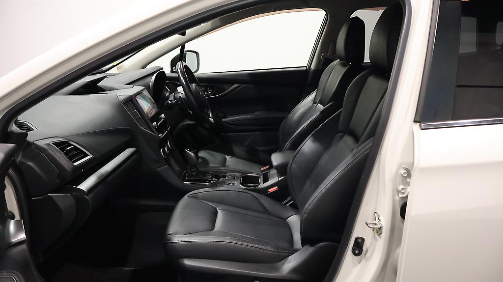 2017 Subaru Impreza Sport 2.0i-S Black Leather Selection image 337485