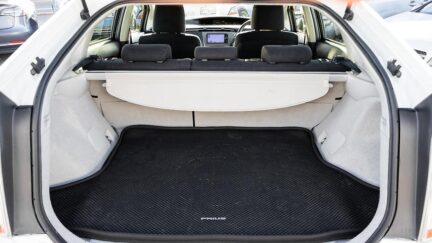 2013 Toyota Prius S Model / Push Start / Hybrid image 338466