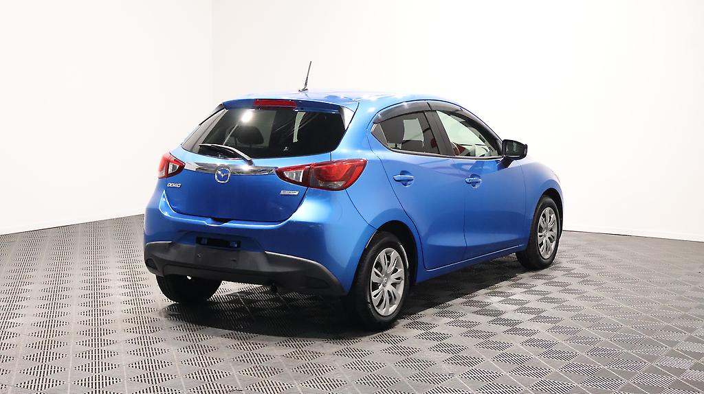 2014 Mazda Demio 13S Smart Key with Low KMs image 339616