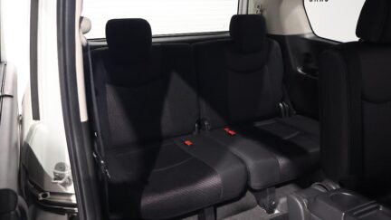 2013 Nissan Serena Hybrid Highway Star S V Selection image 339787