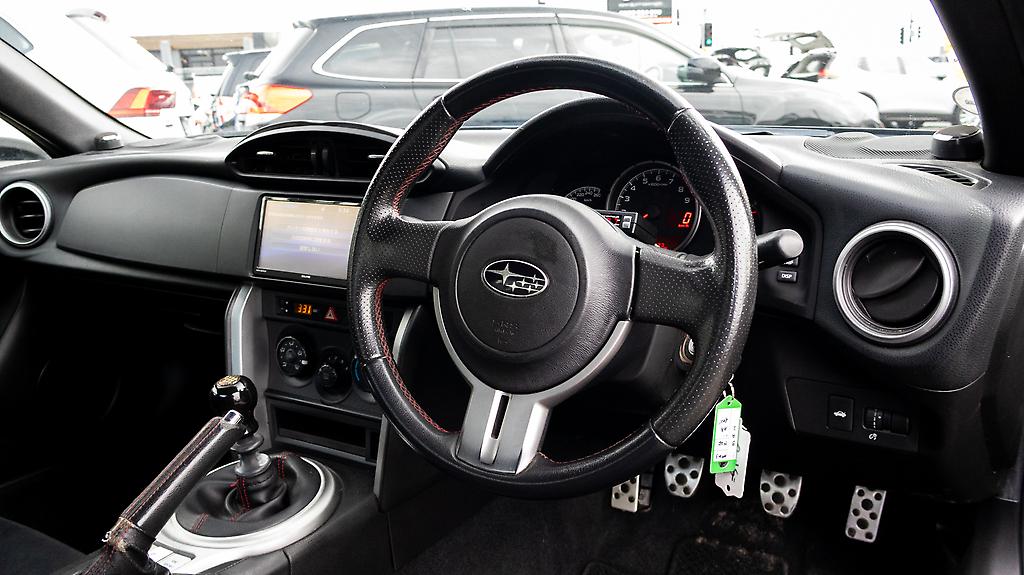 2013 Subaru Brz 6spd Manual sports, Rear sports bar , reverse camera image 338436