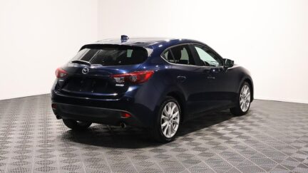 2015 Mazda Axela Sports 20S Touring image 337676