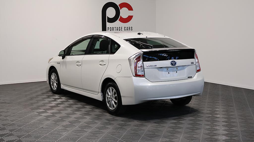 2013 Toyota Prius image 339082