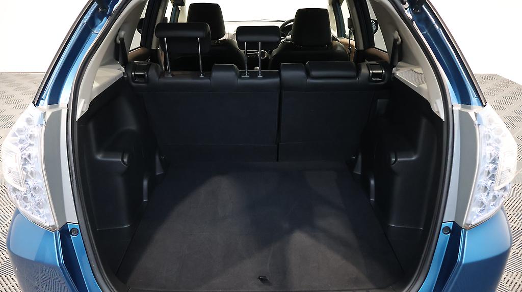 2012 Honda Fit Shuttle Hybrid image 339302