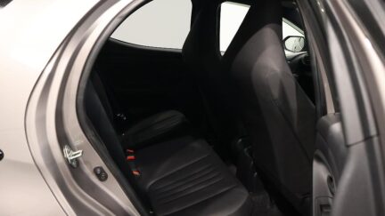 2020 Toyota Yaris Push Button Start + Reverse Camera image 340502