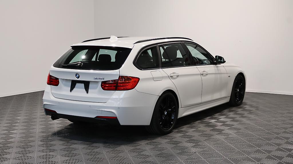 2013 Bmw 320i Touring M Sports image 339825
