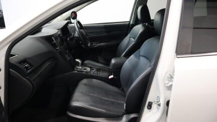 2012 Subaru Outback Leather + Paddle Shift image 339995