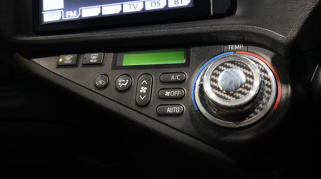 2013 Toyota Aqua G Model image 339581