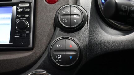 2012 Honda Fit Shuttle Hybrid image 339311
