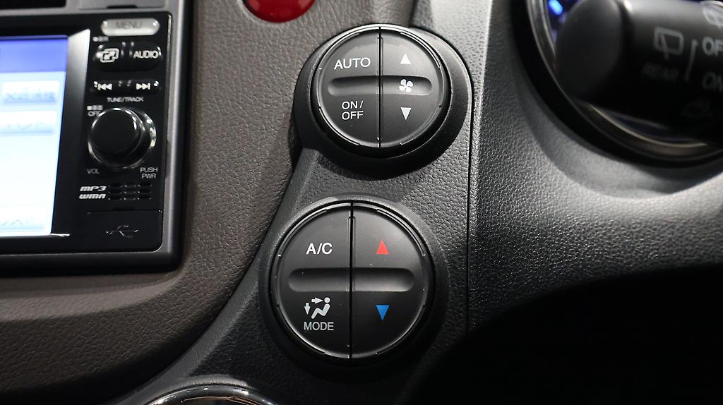 2012 Honda Fit Shuttle Hybrid image 339311