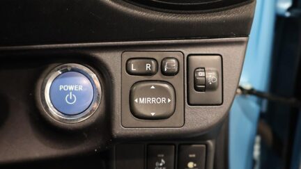 2012 Toyota Aqua Push Button Start image 338330