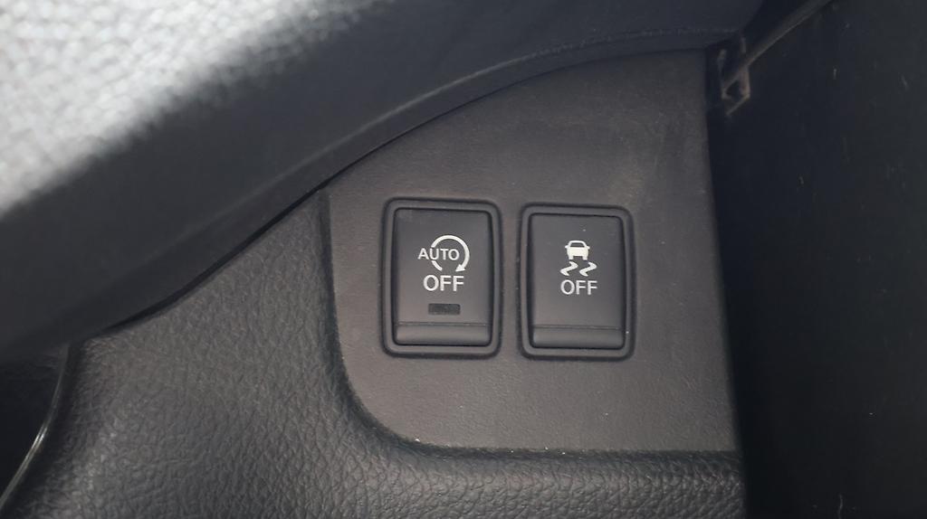 2013 Nissan Serena Hybrid Highway Star S image 337629