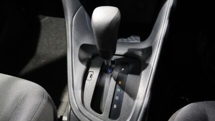 2020 Toyota Yaris Push Button Start + Reverse Camera image 340509