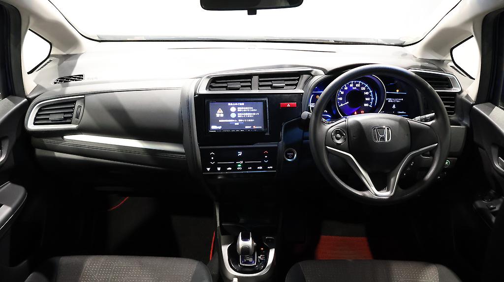 2013 Honda Fit Hybrid F-Package image 338158