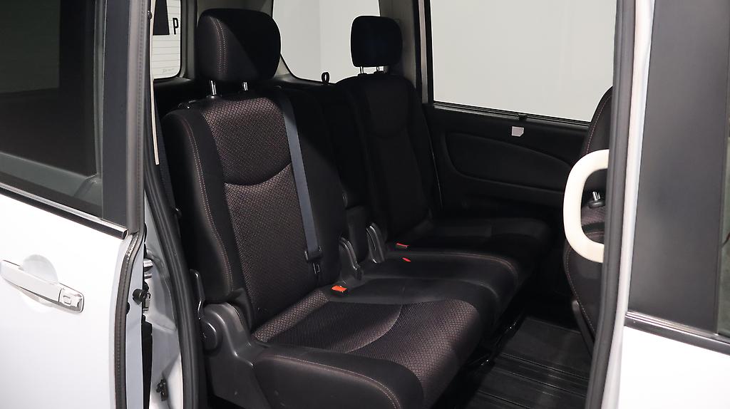 2013 Nissan Serena Hybrid Highway Star S image 337618