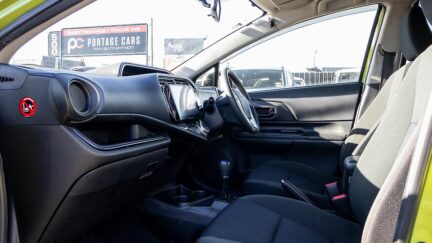 2015 Toyota Aqua Push Start with NZ Stereo Apple Carplay and Andriod Auto image 339755