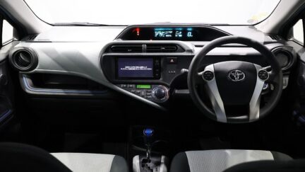 2014 Toyota Aqua Push Button Start image 339419