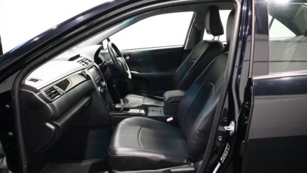 2012 Toyota Camry Hybrid G Package image 340455