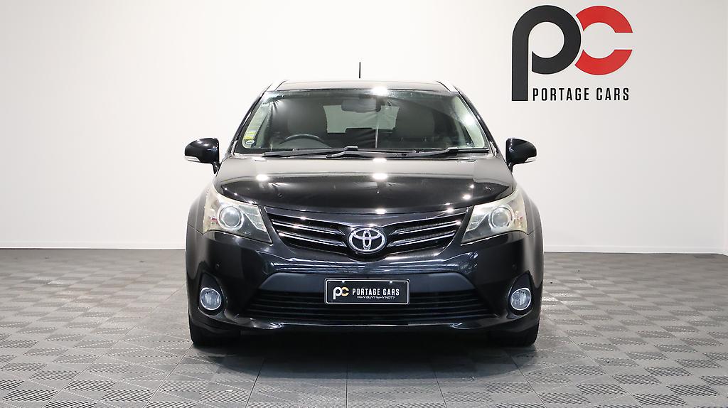 2013 Toyota Avensis Wagon Push Start with Cruise Control image 339453