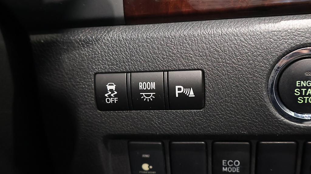 2012 Toyota Vellfire 2.4Z image 336204