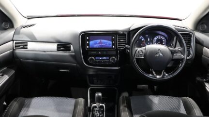 2018 Mitsubishi Outlander LS 4WD 7 Seater image 338225