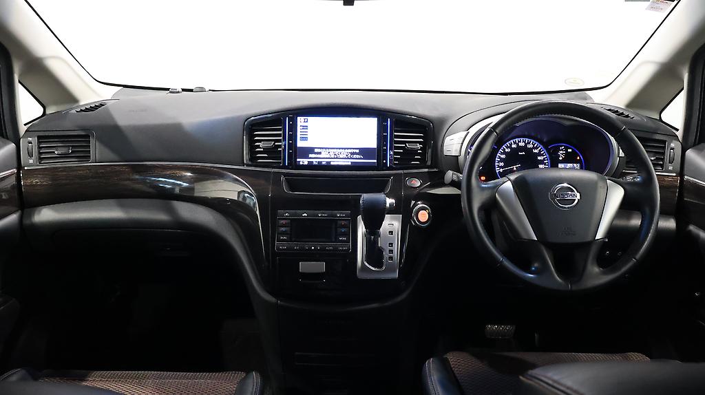 2013 Nissan Elgrand 250 Highway Star image 337422