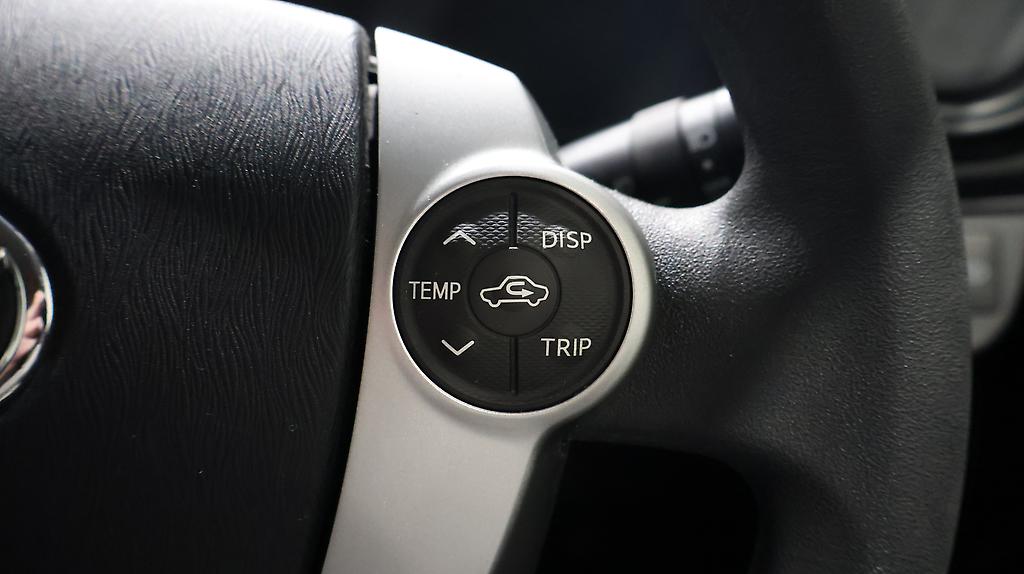 2014 Toyota Aqua Push Button Start image 339426
