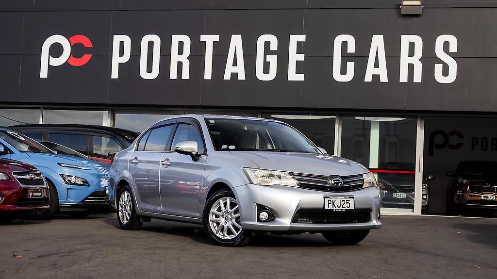 2013 Toyota Corolla AXIO Fielder Sedan Version image 340428