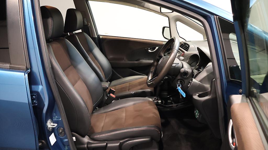 2012 Honda Fit Shuttle Hybrid image 339306