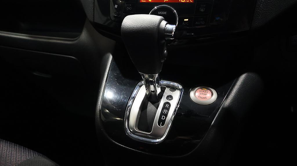 2012 Nissan Serena Hybrid Highway Star S image 337933
