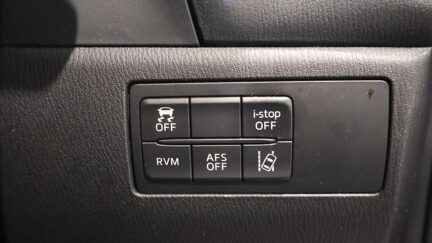 2015 Mazda Axela Sports 20S Touring image 337690