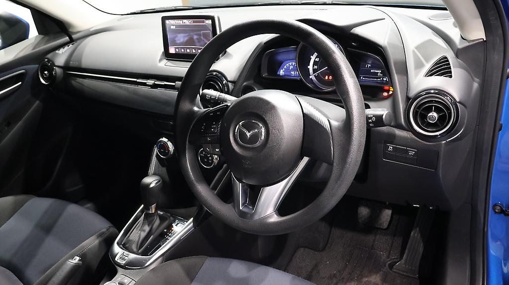 2014 Mazda Demio 13S Smart Key with Low KMs image 339624