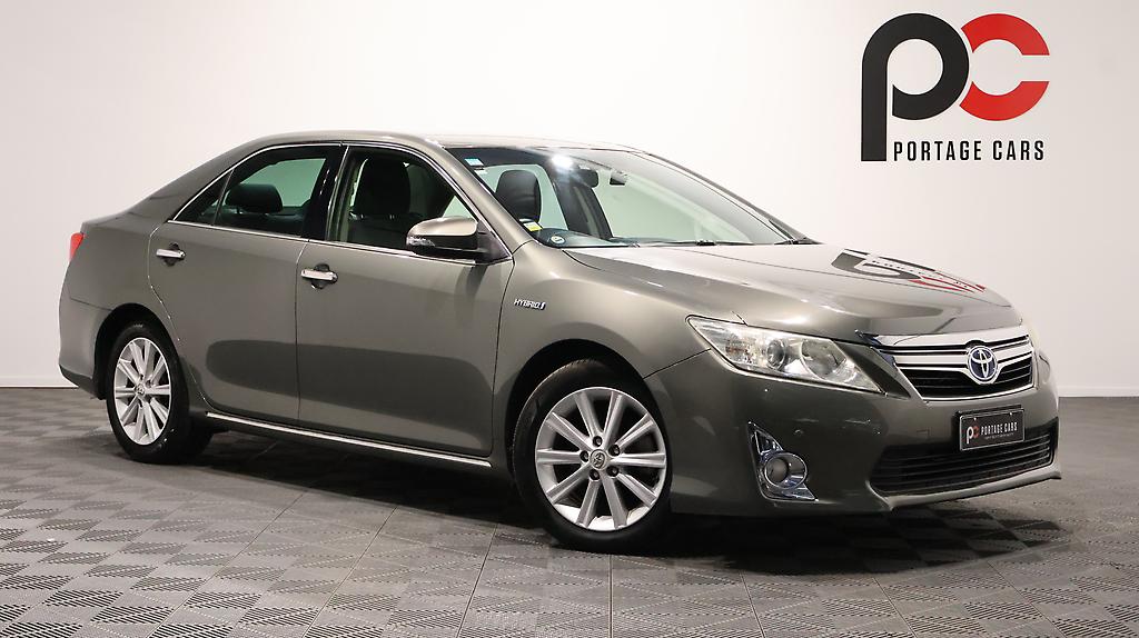 2012 Toyota Camry Hybrid G Package with Cruise Control image 340332