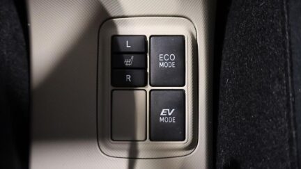 2013 Toyota Aqua image 338185