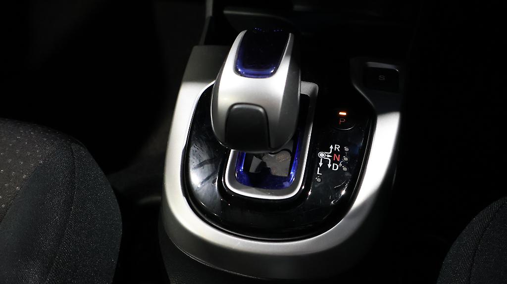 2013 Honda Fit Hybrid F-Package image 338163
