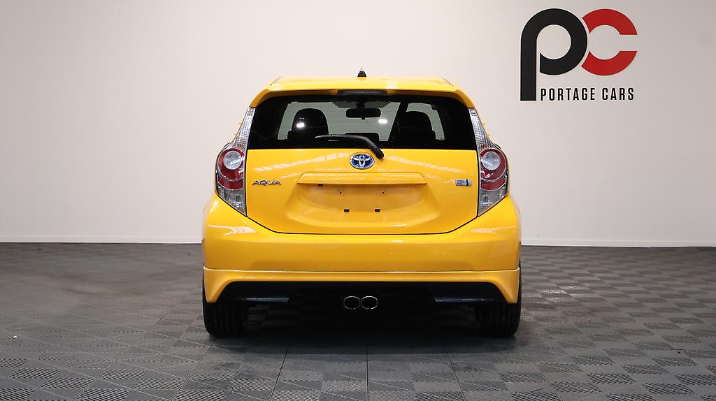 2012 Toyota Aqua S Model + Alloys image 339803