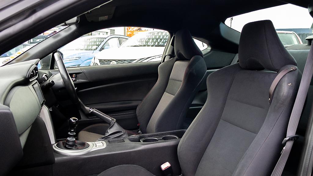2013 Subaru Brz 6spd Manual sports, Rear sports bar , reverse camera image 338446