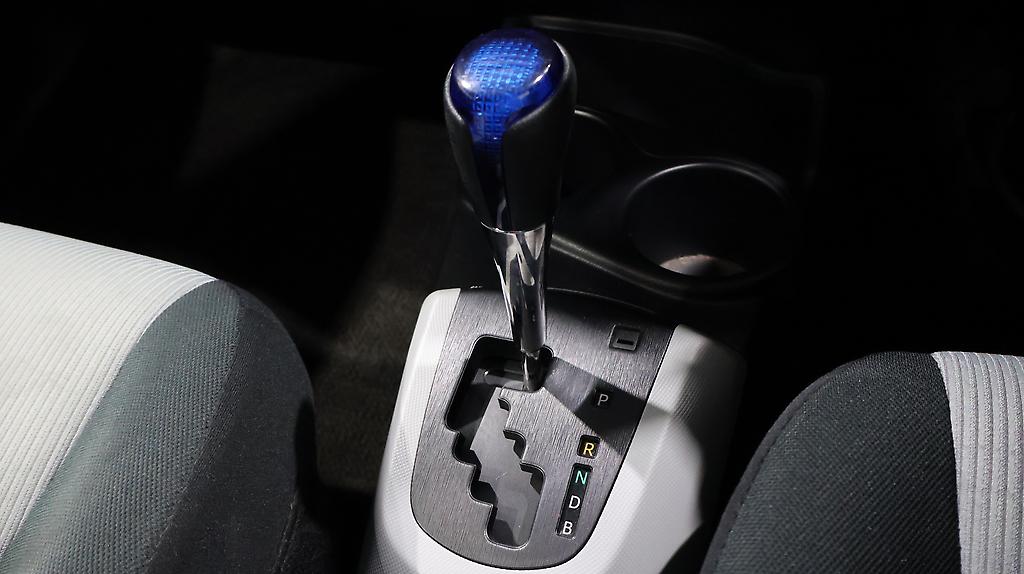 2014 Toyota Aqua Push Button Start image 339422