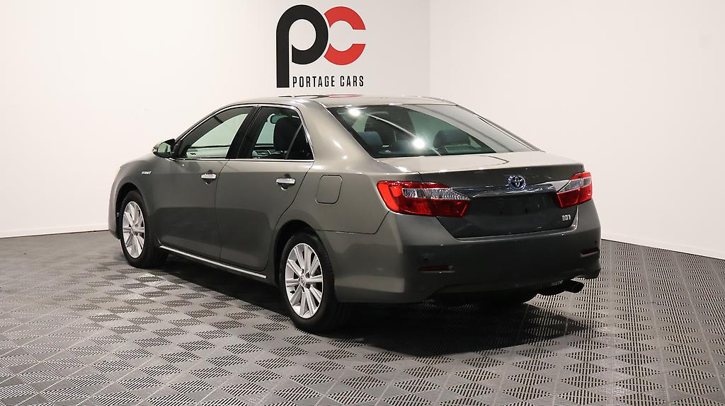 2012 Toyota Camry Hybrid G Package with Cruise Control image 340336