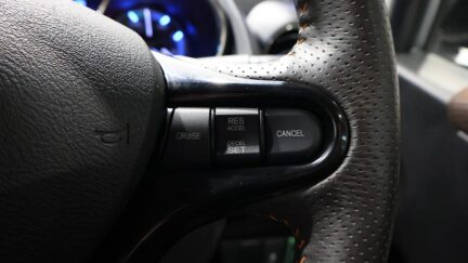 2012 Honda Fit Shuttle Hybrid Smart Selection image 338554